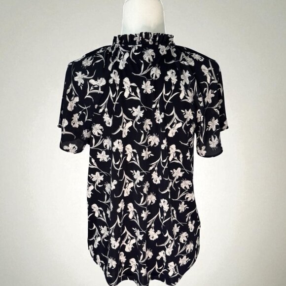 Ann Taylor Floral Swing Top with Flutter Sleeves | Navy Blue | Small - Picture 3 of 6